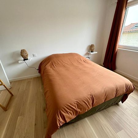 Chambre Privee Avec Salle De Bain Partagee - La Brousse Apartman Genay  Kültér fotó